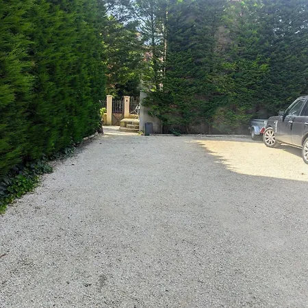 Maison Jardin Et Parking Prive Dans 格勒诺布尔